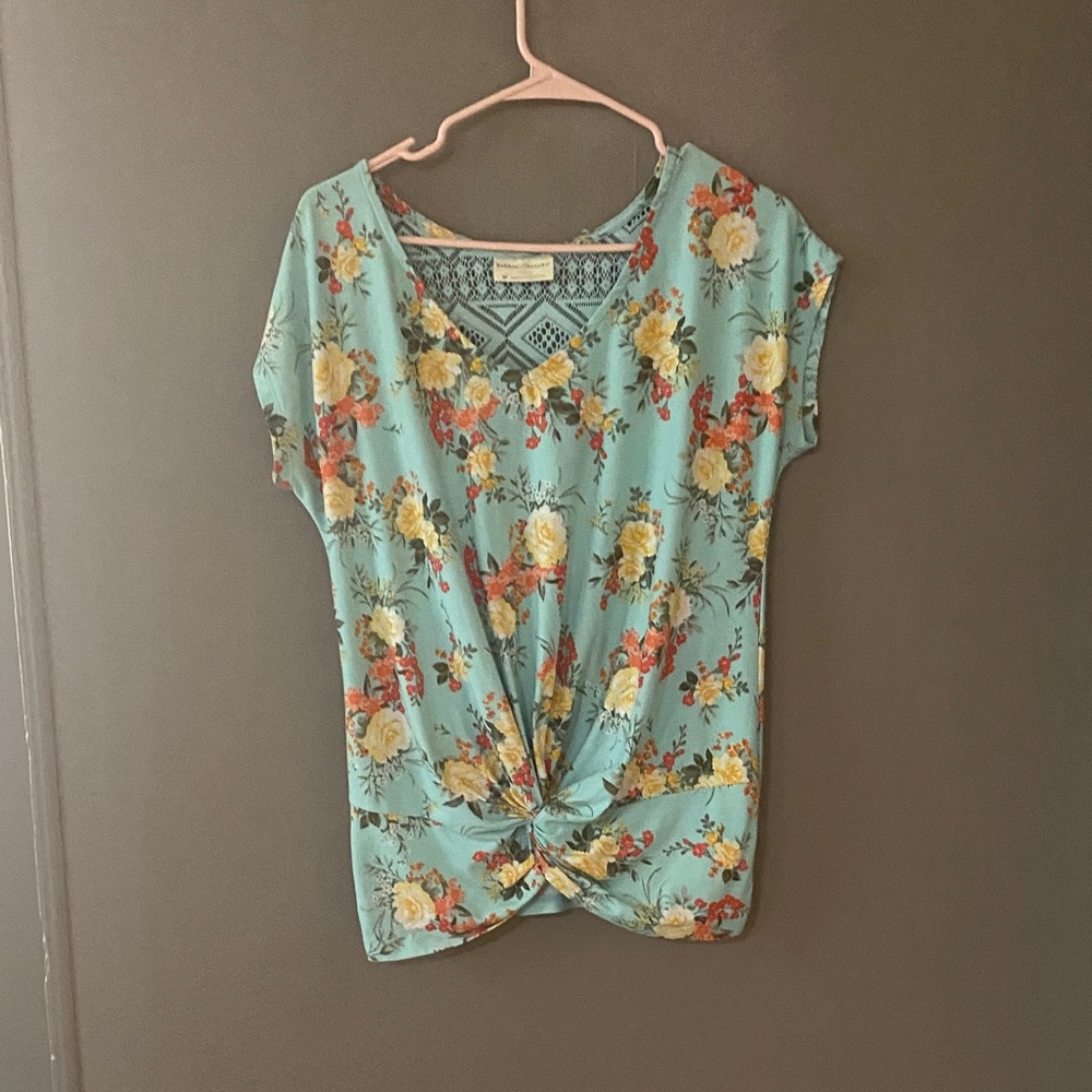 Bobbie Brooks Orange and Yellow Tie Front Blouse